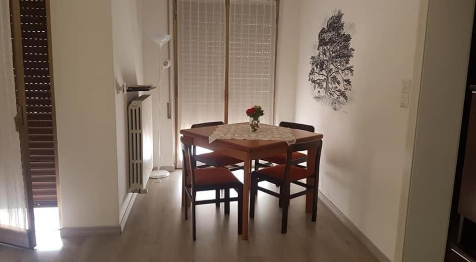 Premana Cedarwood Bed & Breakfast エクステリア 写真